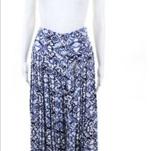 New 💕Free People Size 8 maxi skirt